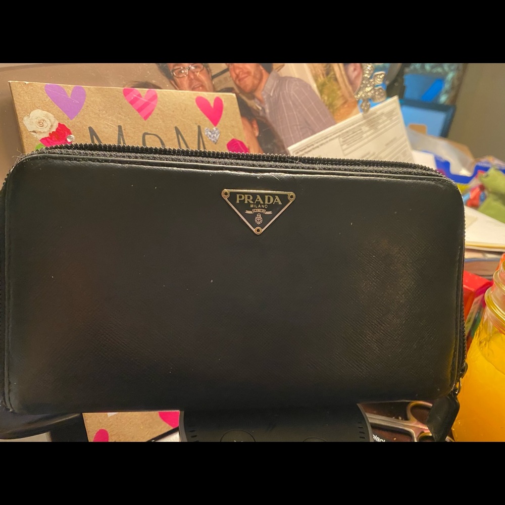 COPY - Authentic Prada Wallet